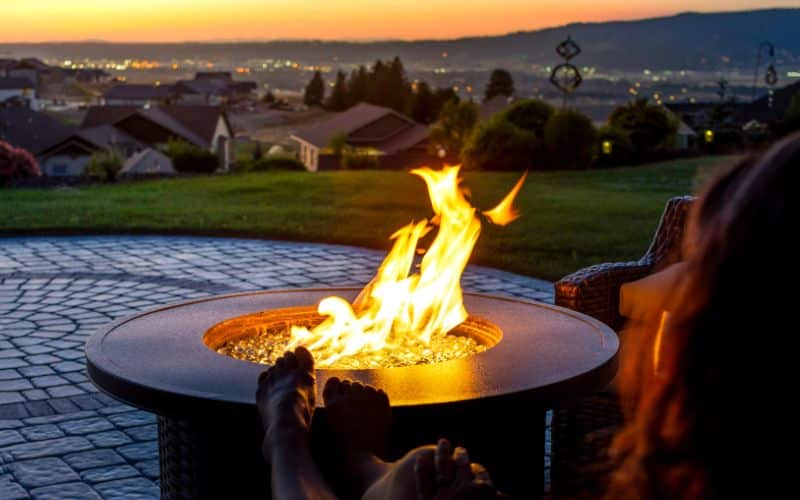 Discover How a Smokeless Firepit Magically Works!