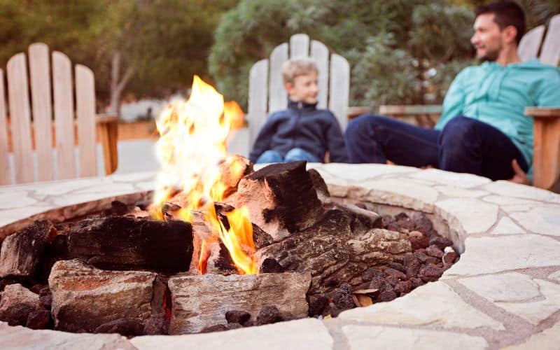 Benefits and Drawbacks of Using a Smokeless Firepit