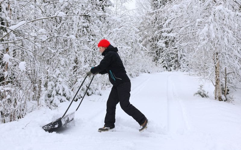 Clearing Snow from Your Driveway Without a Shovel